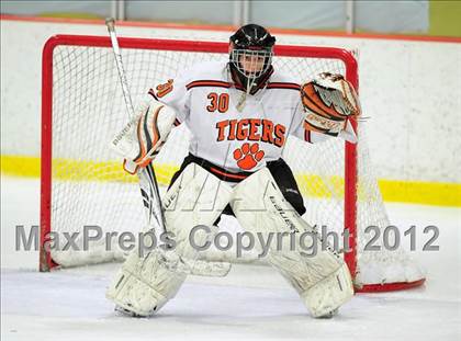 Thumbnail 3 in St. Joseph vs. Ridgefield (FCIAC Tier 1 Semifinal) photogallery.