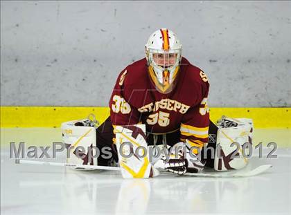 Thumbnail 2 in St. Joseph vs. Ridgefield (FCIAC Tier 1 Semifinal) photogallery.