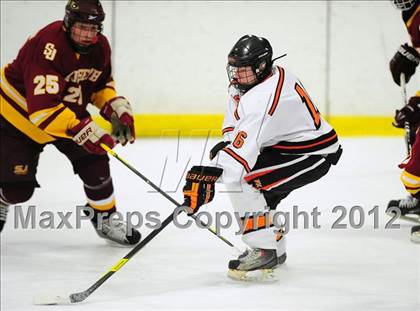Thumbnail 3 in St. Joseph vs. Ridgefield (FCIAC Tier 1 Semifinal) photogallery.