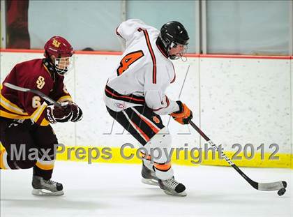 Thumbnail 3 in St. Joseph vs. Ridgefield (FCIAC Tier 1 Semifinal) photogallery.