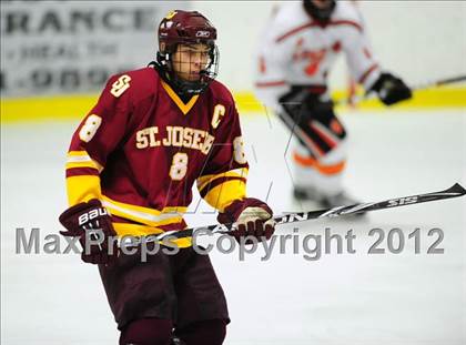 Thumbnail 3 in St. Joseph vs. Ridgefield (FCIAC Tier 1 Semifinal) photogallery.