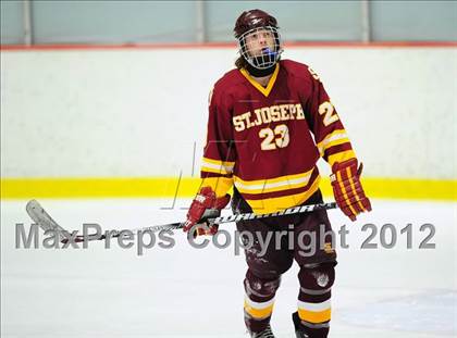 Thumbnail 1 in St. Joseph vs. Ridgefield (FCIAC Tier 1 Semifinal) photogallery.