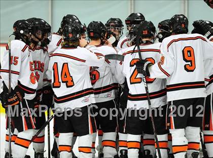 Thumbnail 2 in St. Joseph vs. Ridgefield (FCIAC Tier 1 Semifinal) photogallery.