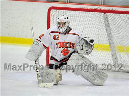 Thumbnail 3 in St. Joseph vs. Ridgefield (FCIAC Tier 1 Semifinal) photogallery.