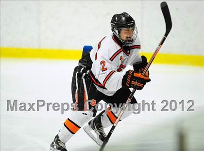 Thumbnail 2 in St. Joseph vs. Ridgefield (FCIAC Tier 1 Semifinal) photogallery.