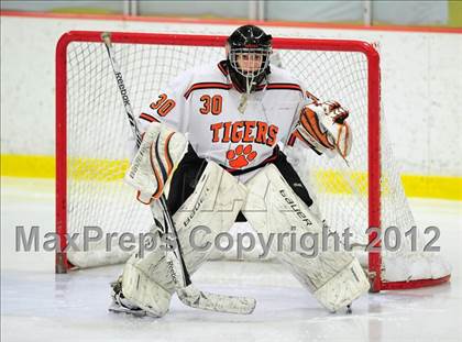 Thumbnail 3 in St. Joseph vs. Ridgefield (FCIAC Tier 1 Semifinal) photogallery.