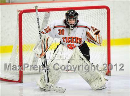 Thumbnail 1 in St. Joseph vs. Ridgefield (FCIAC Tier 1 Semifinal) photogallery.