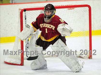 Thumbnail 1 in St. Joseph vs. Ridgefield (FCIAC Tier 1 Semifinal) photogallery.