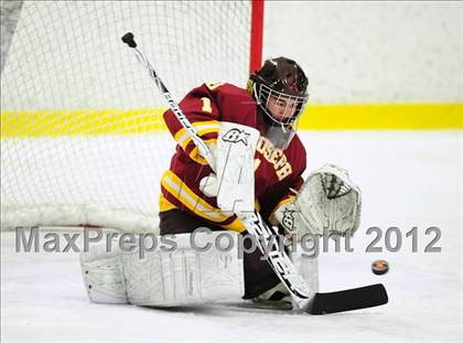 Thumbnail 3 in St. Joseph vs. Ridgefield (FCIAC Tier 1 Semifinal) photogallery.