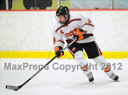 Thumbnail 3 in St. Joseph vs. Ridgefield (FCIAC Tier 1 Semifinal) photogallery.