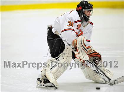 Thumbnail 1 in St. Joseph vs. Ridgefield (FCIAC Tier 1 Semifinal) photogallery.