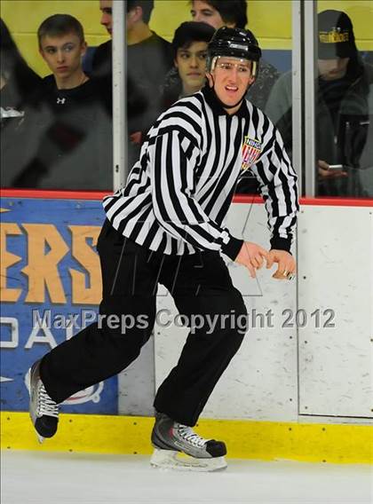 Thumbnail 3 in St. Joseph vs. Ridgefield (FCIAC Tier 1 Semifinal) photogallery.