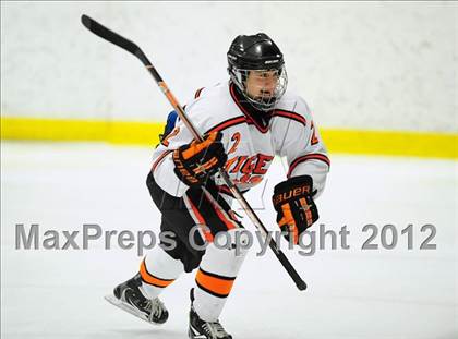 Thumbnail 3 in St. Joseph vs. Ridgefield (FCIAC Tier 1 Semifinal) photogallery.