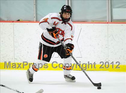 Thumbnail 2 in St. Joseph vs. Ridgefield (FCIAC Tier 1 Semifinal) photogallery.