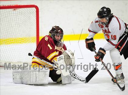 Thumbnail 2 in St. Joseph vs. Ridgefield (FCIAC Tier 1 Semifinal) photogallery.