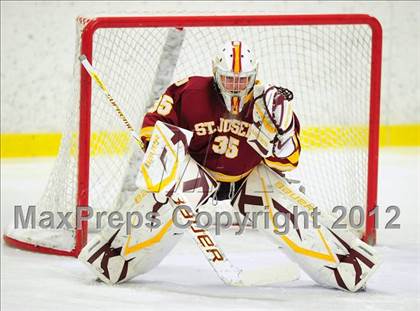 Thumbnail 1 in St. Joseph vs. Ridgefield (FCIAC Tier 1 Semifinal) photogallery.