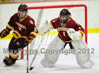 Thumbnail 2 in St. Joseph vs. Ridgefield (FCIAC Tier 1 Semifinal) photogallery.