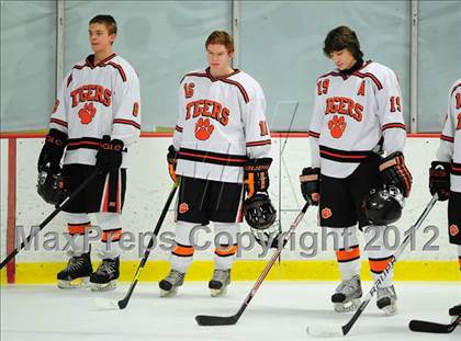 Thumbnail 3 in St. Joseph vs. Ridgefield (FCIAC Tier 1 Semifinal) photogallery.