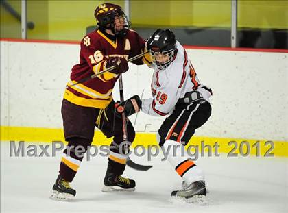 Thumbnail 2 in St. Joseph vs. Ridgefield (FCIAC Tier 1 Semifinal) photogallery.