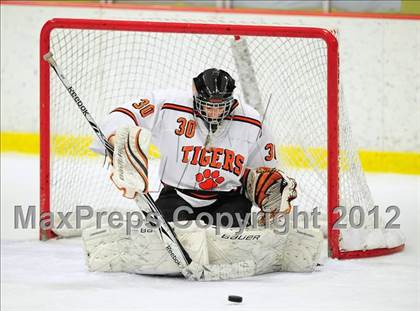 Thumbnail 3 in St. Joseph vs. Ridgefield (FCIAC Tier 1 Semifinal) photogallery.