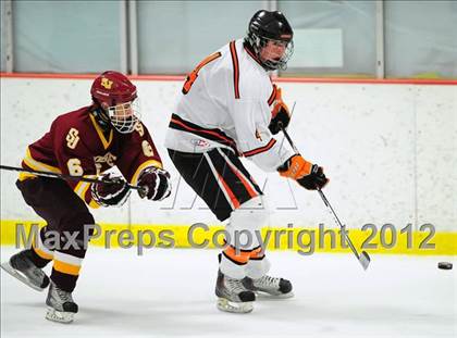 Thumbnail 2 in St. Joseph vs. Ridgefield (FCIAC Tier 1 Semifinal) photogallery.