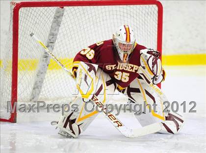 Thumbnail 1 in St. Joseph vs. Ridgefield (FCIAC Tier 1 Semifinal) photogallery.