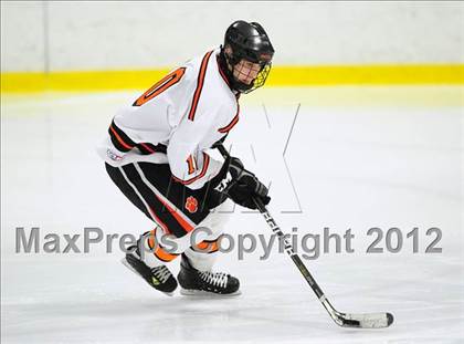 Thumbnail 3 in St. Joseph vs. Ridgefield (FCIAC Tier 1 Semifinal) photogallery.