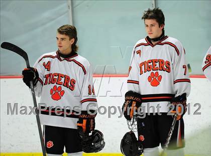 Thumbnail 2 in St. Joseph vs. Ridgefield (FCIAC Tier 1 Semifinal) photogallery.