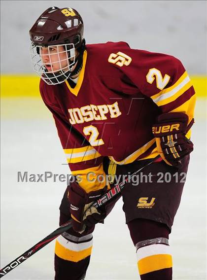 Thumbnail 1 in St. Joseph vs. Ridgefield (FCIAC Tier 1 Semifinal) photogallery.