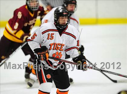 Thumbnail 2 in St. Joseph vs. Ridgefield (FCIAC Tier 1 Semifinal) photogallery.