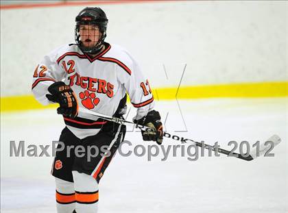 Thumbnail 3 in St. Joseph vs. Ridgefield (FCIAC Tier 1 Semifinal) photogallery.