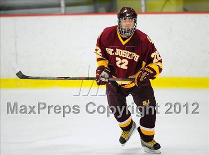 Thumbnail 3 in St. Joseph vs. Ridgefield (FCIAC Tier 1 Semifinal) photogallery.