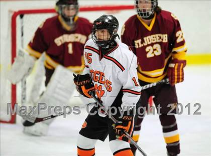 Thumbnail 3 in St. Joseph vs. Ridgefield (FCIAC Tier 1 Semifinal) photogallery.
