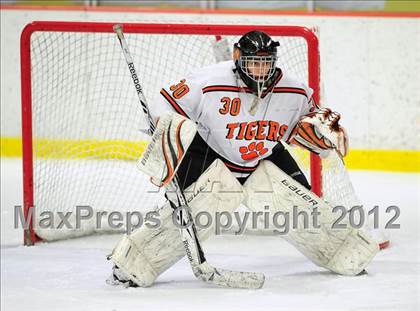 Thumbnail 3 in St. Joseph vs. Ridgefield (FCIAC Tier 1 Semifinal) photogallery.