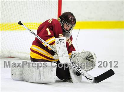 Thumbnail 1 in St. Joseph vs. Ridgefield (FCIAC Tier 1 Semifinal) photogallery.