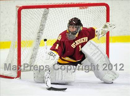 Thumbnail 1 in St. Joseph vs. Ridgefield (FCIAC Tier 1 Semifinal) photogallery.