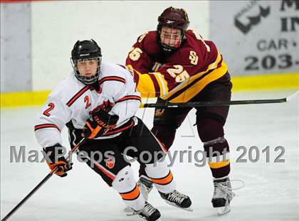 Thumbnail 3 in St. Joseph vs. Ridgefield (FCIAC Tier 1 Semifinal) photogallery.