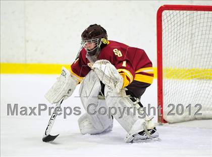 Thumbnail 2 in St. Joseph vs. Ridgefield (FCIAC Tier 1 Semifinal) photogallery.