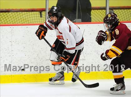 Thumbnail 1 in St. Joseph vs. Ridgefield (FCIAC Tier 1 Semifinal) photogallery.