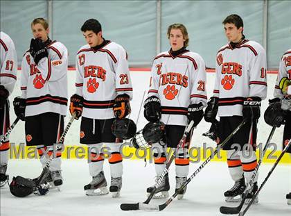 Thumbnail 1 in St. Joseph vs. Ridgefield (FCIAC Tier 1 Semifinal) photogallery.