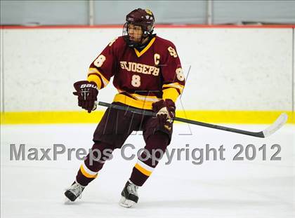 Thumbnail 1 in St. Joseph vs. Ridgefield (FCIAC Tier 1 Semifinal) photogallery.