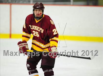 Thumbnail 2 in St. Joseph vs. Ridgefield (FCIAC Tier 1 Semifinal) photogallery.