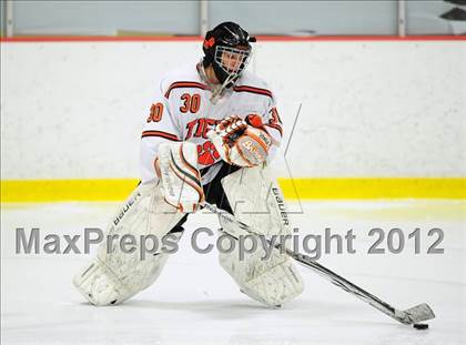 Thumbnail 3 in St. Joseph vs. Ridgefield (FCIAC Tier 1 Semifinal) photogallery.