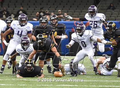 Thumbnail 2 in Mangham @ Kinder (LHSAA Class 2A Final) photogallery.
