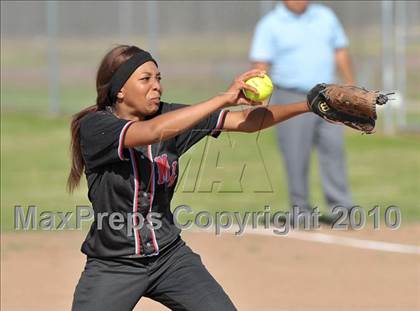 Thumbnail 2 in Mira Loma @ Rio Americano photogallery.