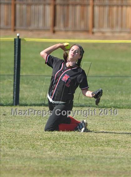 Thumbnail 3 in Mira Loma @ Rio Americano photogallery.