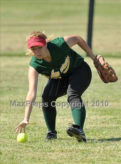 Thumbnail 2 in Mira Loma @ Rio Americano photogallery.