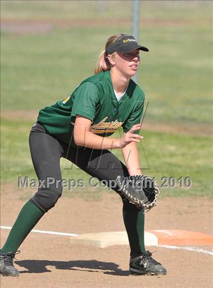 Thumbnail 2 in Mira Loma @ Rio Americano photogallery.