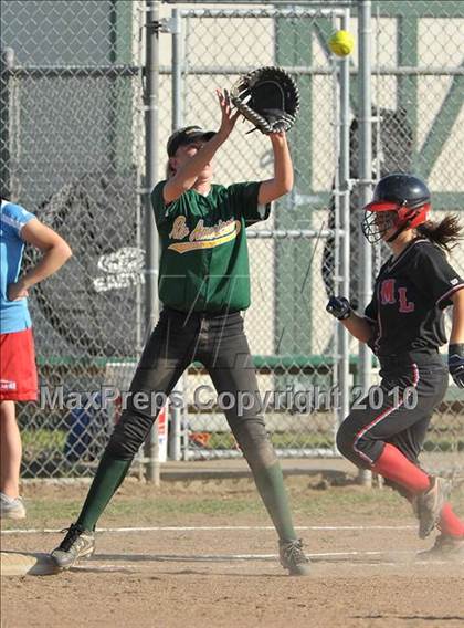 Thumbnail 3 in Mira Loma @ Rio Americano photogallery.