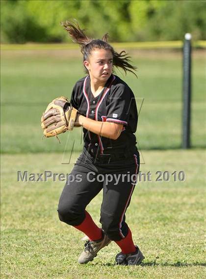 Thumbnail 3 in Mira Loma @ Rio Americano photogallery.